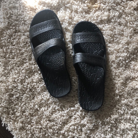 Pali Hawaii Shoes - SANDALS